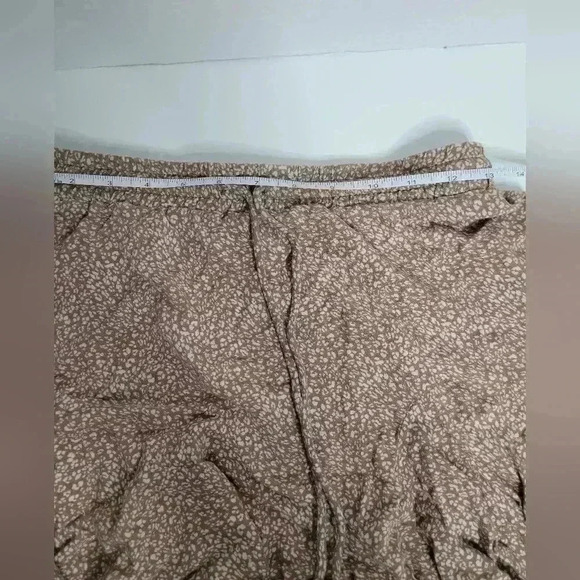 Urban Romantics Size Small Women's Floral Drawstring Loose Shorts - Picture 7 of 8